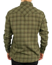 Wrangler Western Shirt Olive Night, baksida med spetsigt västernok