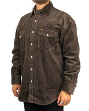 Wrangler Western Shirt i brun manchester, detalj av bröstficka och tryckknappar
