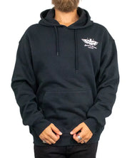 Brixton Ewing Hood svart hoodie, detalj av brösttryck