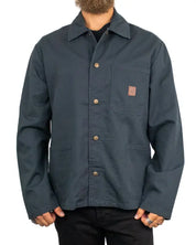 Brixton Painters Jacket chore coat i tvättad svart, på modell