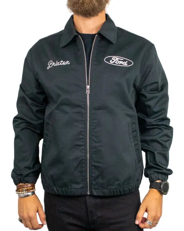 Brixton Ford Built Tough Harrington jacka i mörk ton, på modell