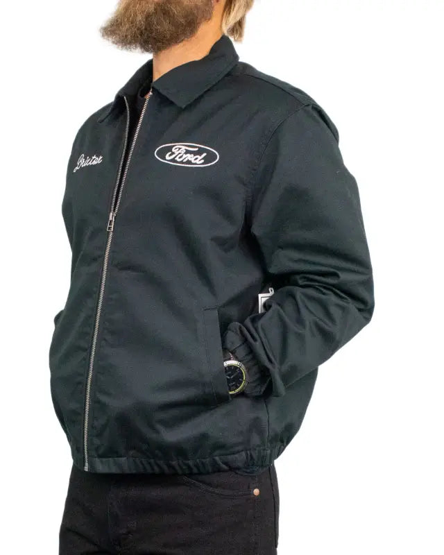 Brixton Ford Built Tough Harrington jacka med resår i muddar och nederkant, på modell