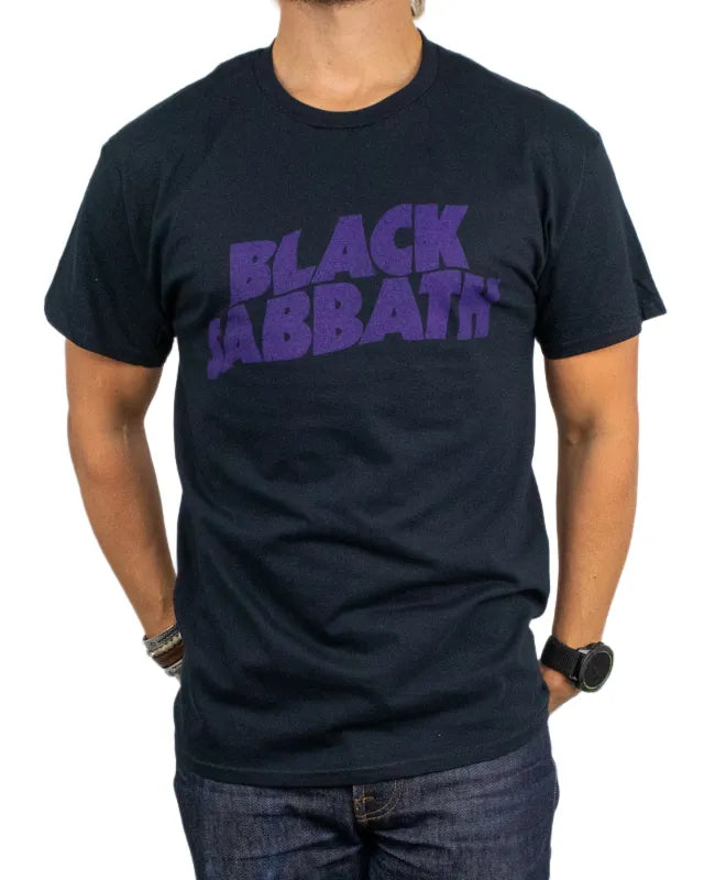 Band Tee - T-Shirt - Black Sabbath - Vintage Wavy Logo - Svart