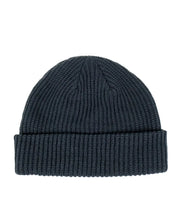 Vans Core Basic Cuff Beanie i svart, baksida