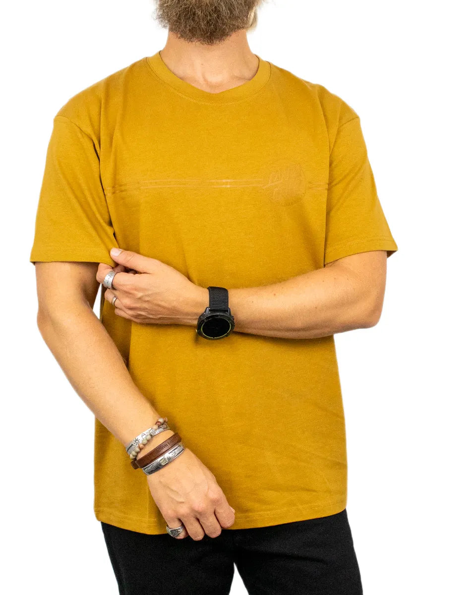 Santa Cruz Tonal Opus Dot Stripe t-shirt i senapsgul, framsida med rand