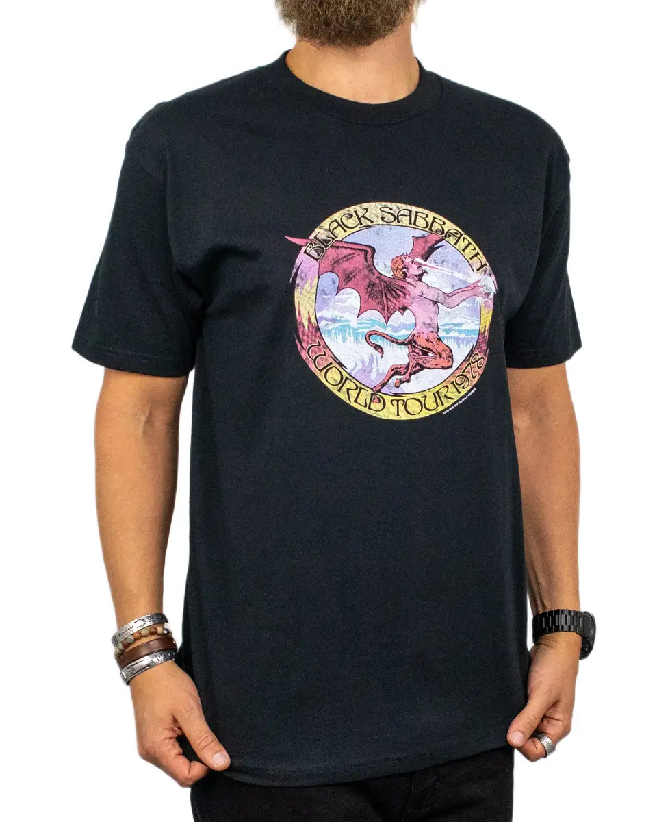 Vans Black Sabbath Obi t-shirt i svart, framsida med turnétryck från 1978