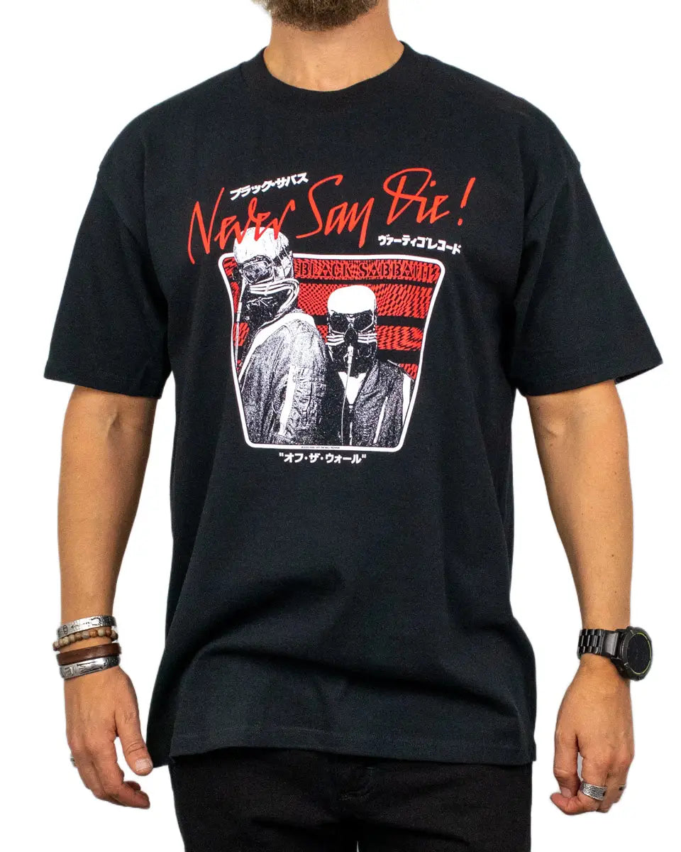 Vans Black Sabbath Never Say Die t-shirt i svart, framsida med albumomslag
