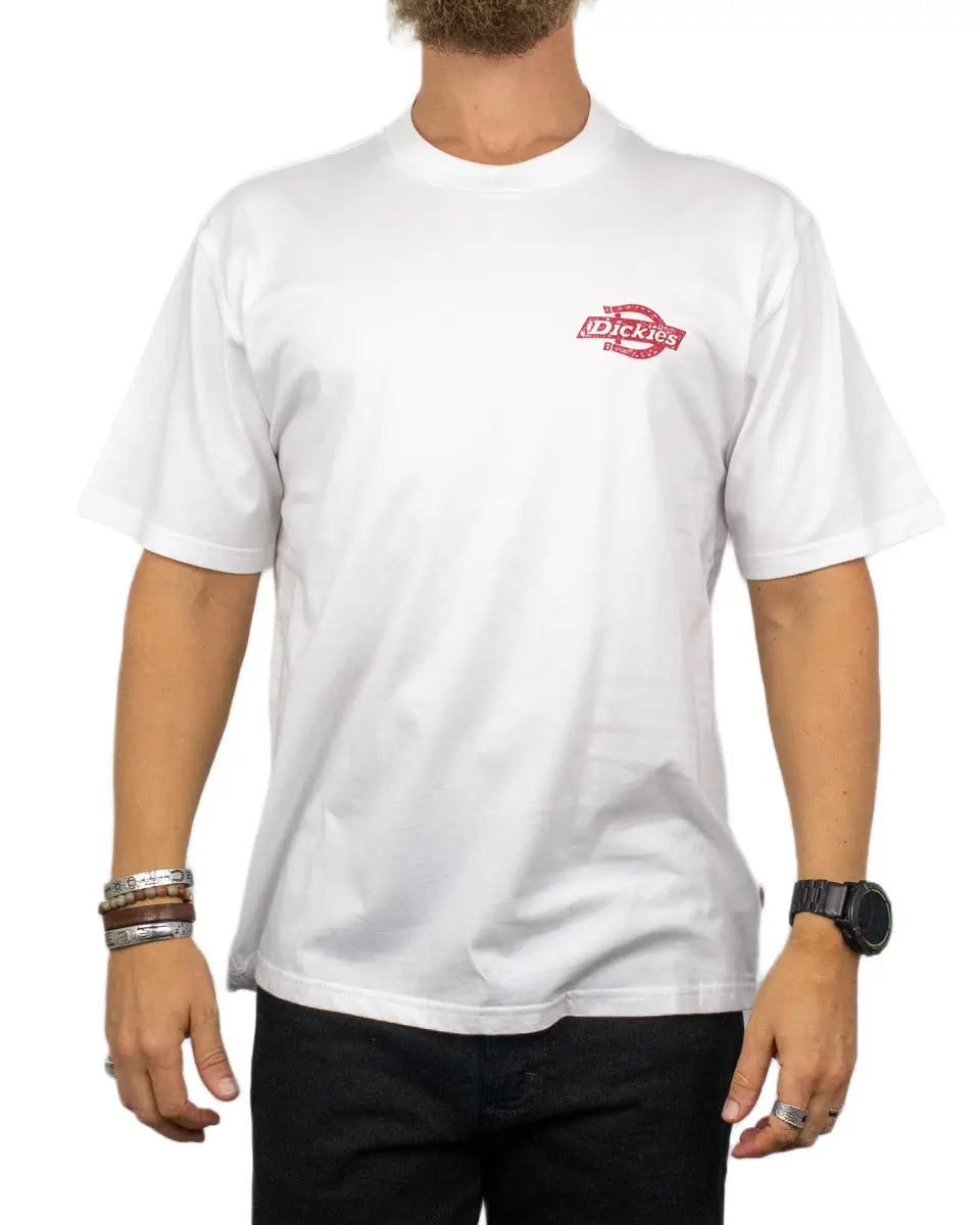 Dickies Chinle t-shirt i vitt, framsida med bröstlogga