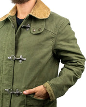 Chesapeake's Bedford Fireman jacka i grön jungle cloth, detalj