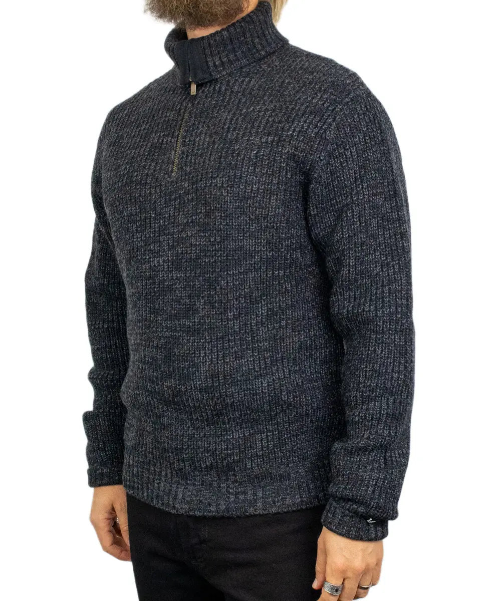 Lee Mock Neck Zip stickad tröja i svartgrått, framsida