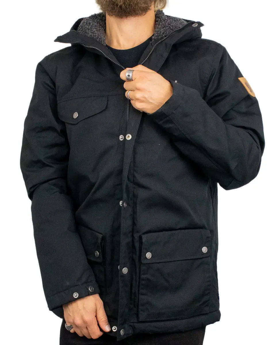 Fjällräven Greenland Winter Jacket i svart, framsida
