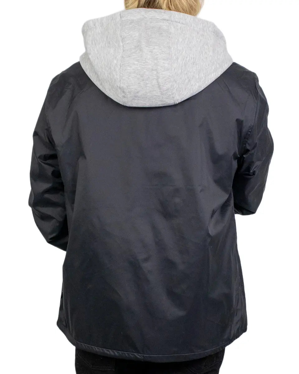 Vans Torrey Hooded Coaches Jacket i svart, baksida med grå huva