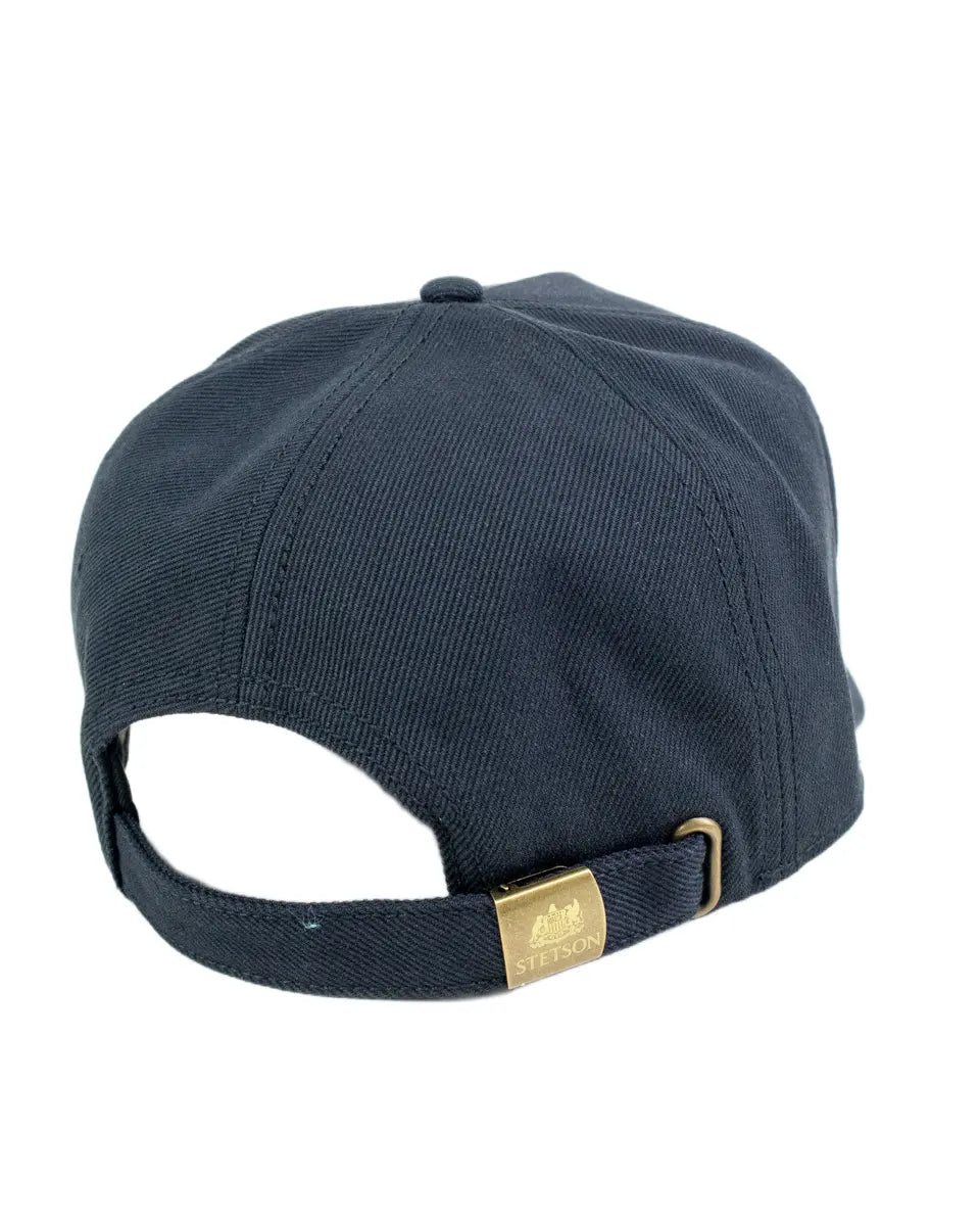Stetson keps med Since 1865-märke, baksida med spänne i mässing