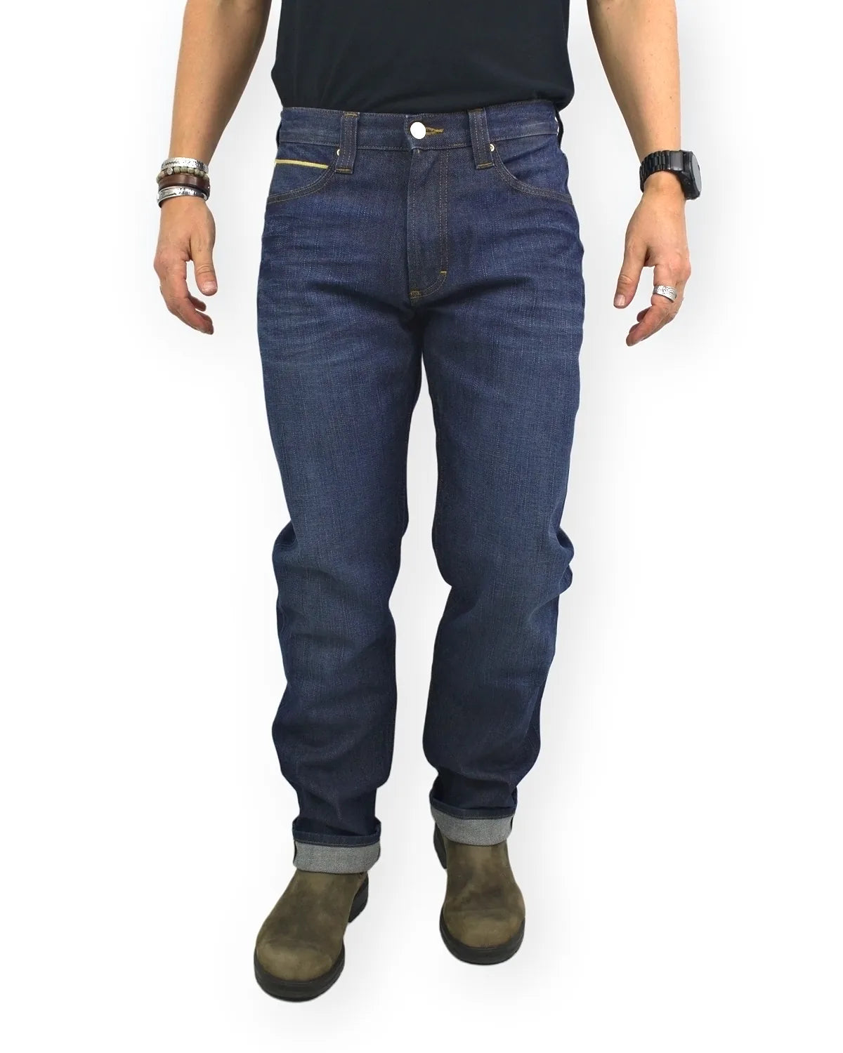 Lee Regular Straight Golden Age jeans i mörkblå denim, framsida, på modell