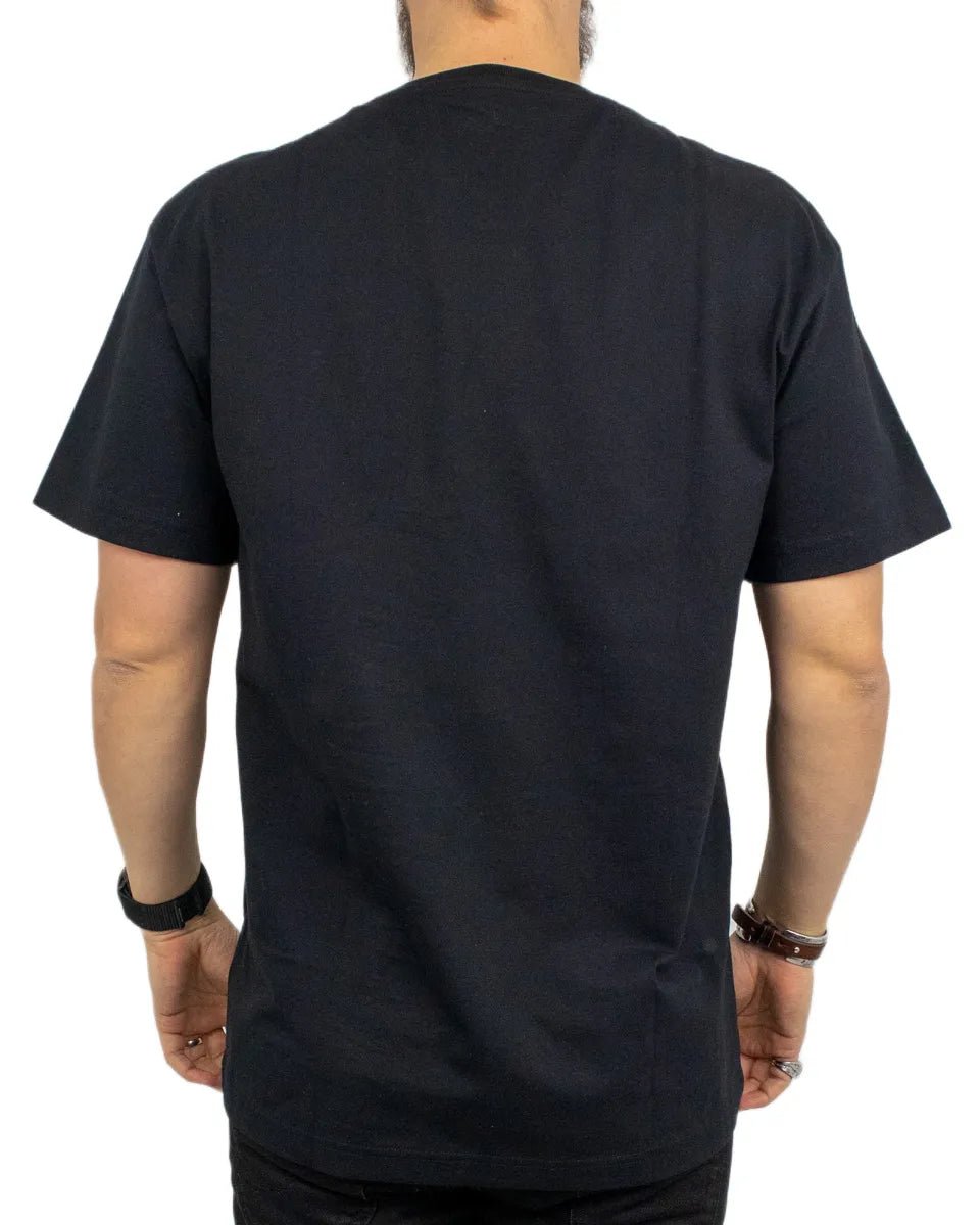 Lee - T-Shirt - Small logo - Box Fit - Svart - jhstore.se