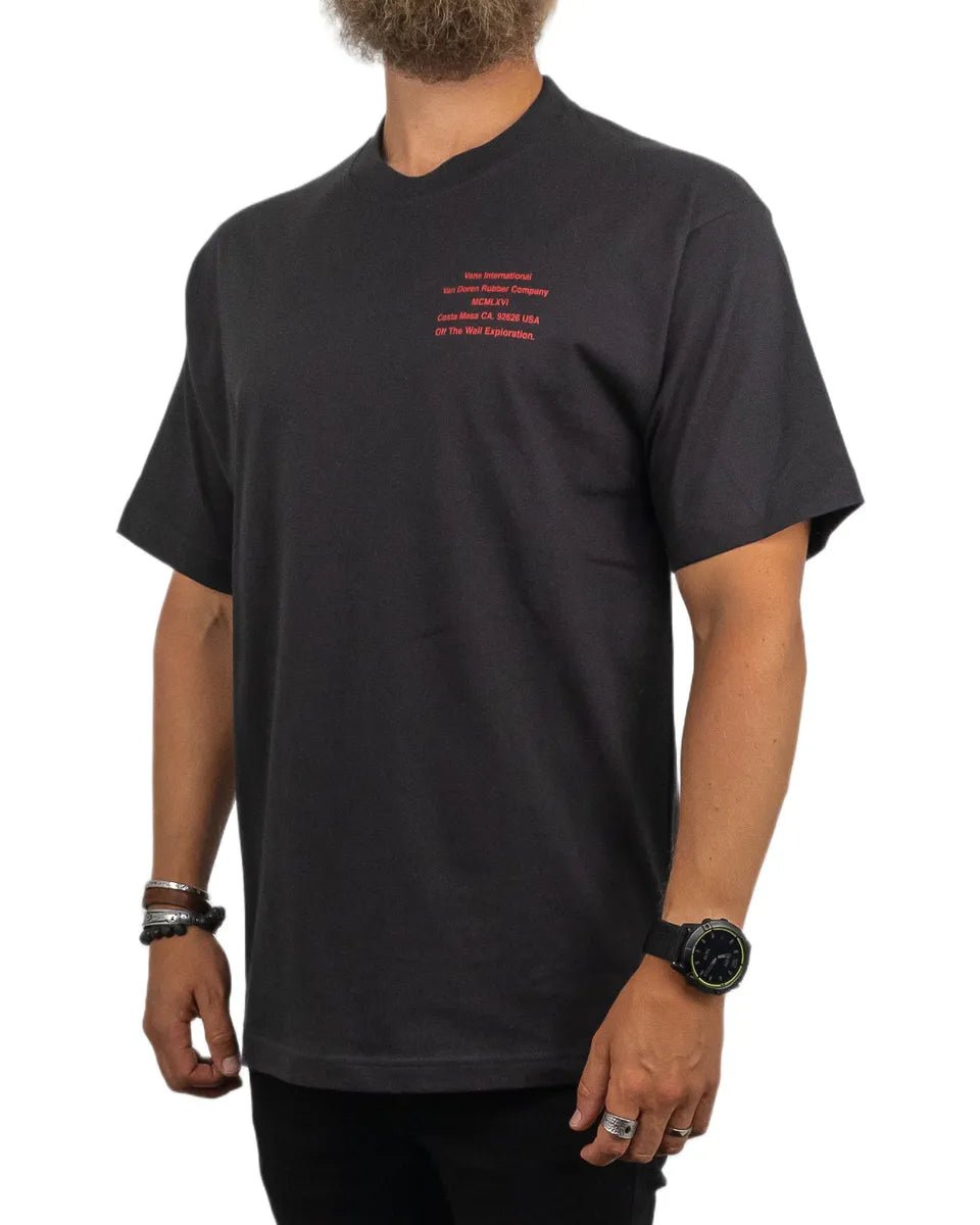 Vans - T-Shirt - MTE Internation - Svart - jhstore.se