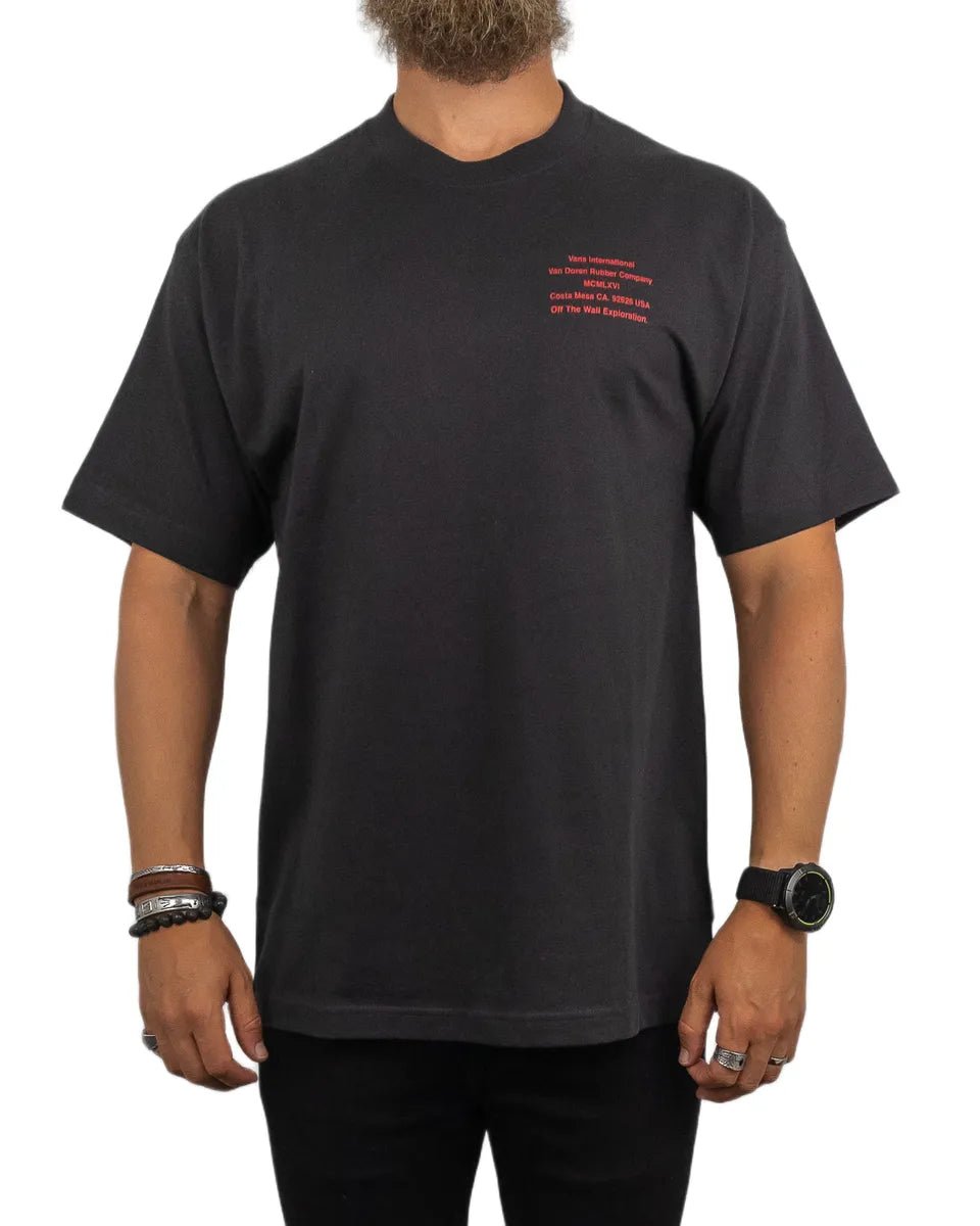 Vans - T-Shirt - MTE Internation - Svart - jhstore.se