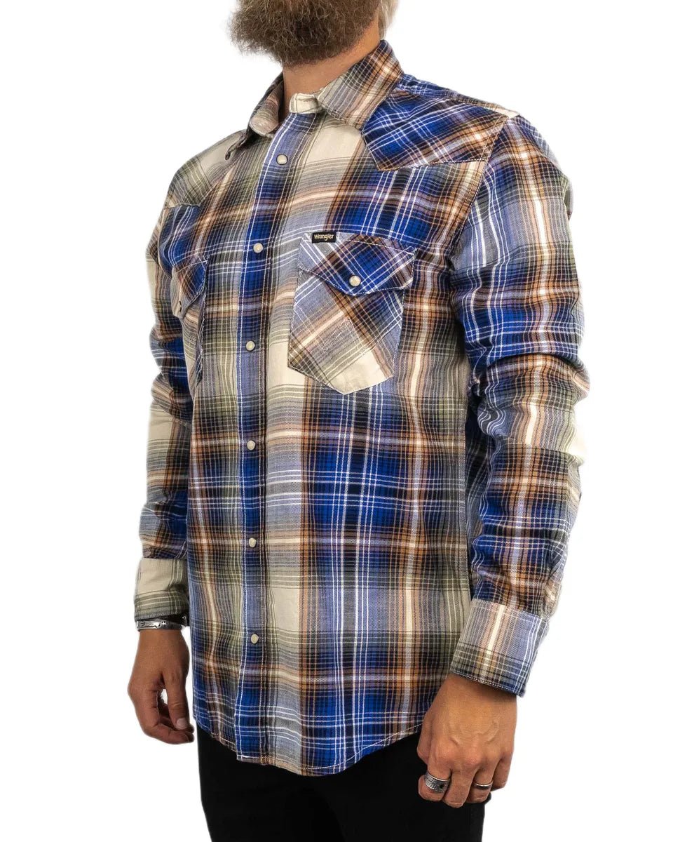Wrangler - Rutig Skjorta med Tryckknappar - Blå/Beige - jhstore.se