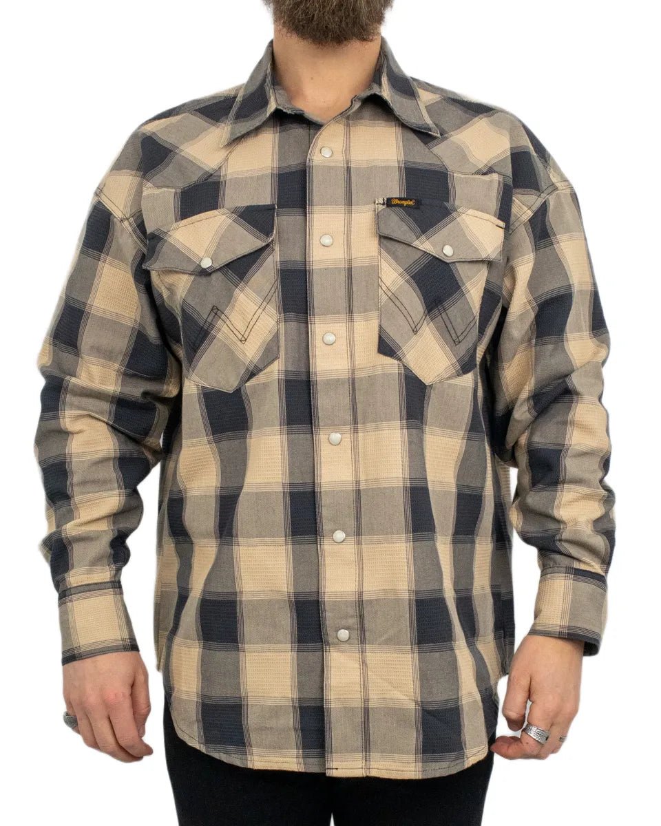 Wrangler - Skjorta - Rutig Oversized Western - Curds - Beige - jhstore.se