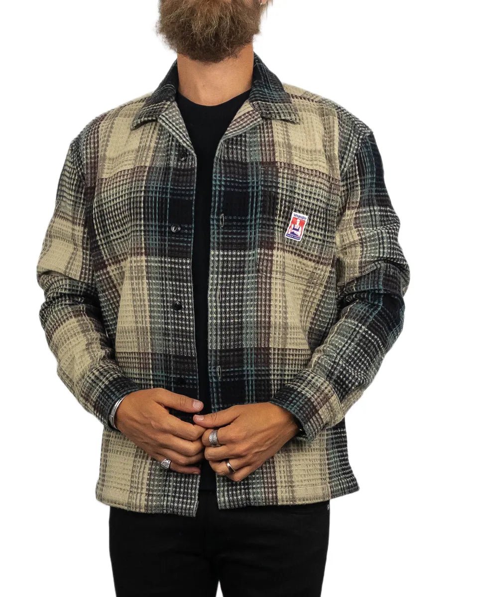 Wrangler - Skjorta Våfflad - Overshirt - Casey Jones CJ Resort - Beige/Blå - jhstore.se